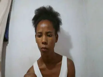 Sexy-Sarah  live sex cam