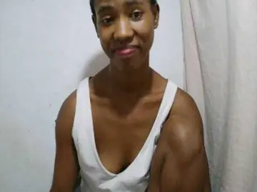 Sexy-Sarah  live sex cam