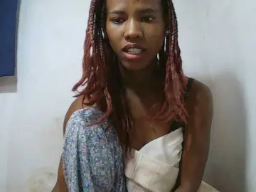 Sexy-Sarah  live sex cam