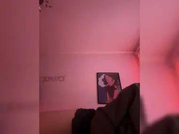 Shawty420  live sex cam