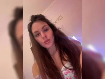 Shawty420  live sex cam