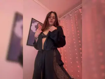 Shawty420  live sex cam