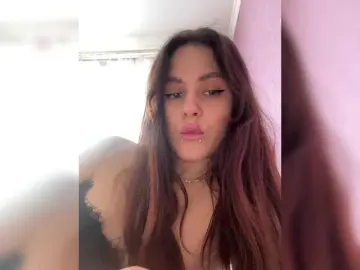 Shawty420  live sex cam