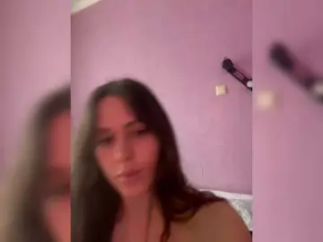 Shawty420  live sex cam