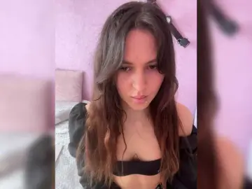 Shawty420  live sex cam