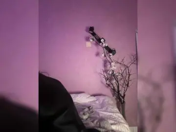 Shawty420  live sex cam