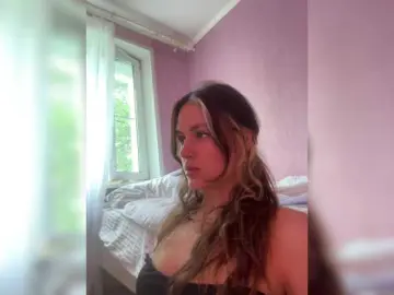Shawty420  live sex cam