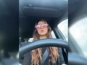 Shawty420  live sex cam