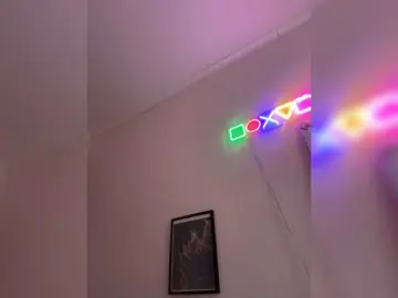 Shawty420  live sex cam