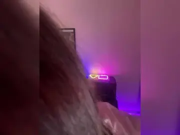 Shawty420  live sex cam