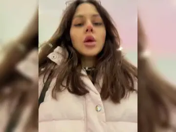 Shawty420  live sex cam
