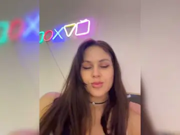 Shawty420  live sex cam