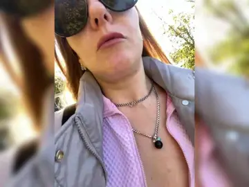UltraPUPA  live sex cam