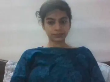 Colourfulzany  live sex cam