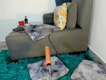 Amelie-hills  live sex cam