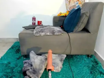 Amelie-hills  live sex cam