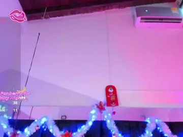 Cherryy-Bloom  live sex cam