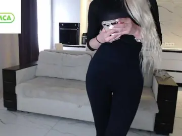 Elsa77  live sex cam