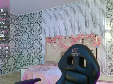 Issa-tay1  live sex cam