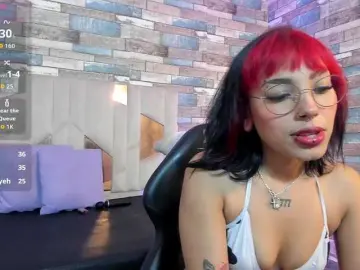 Issa-tay1  live sex cam