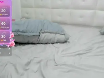 Lexxiiross  live sex cam