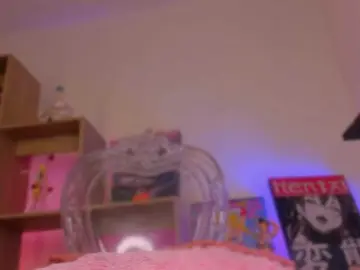 MIA-MORALEZ  live sex cam