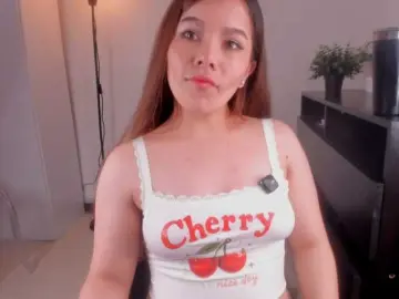 MIA-MORALEZ  live sex cam
