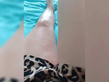 Model555  live sex cam