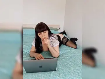 Model555  live sex cam