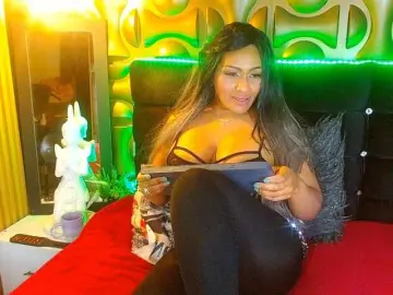 Blackambar  live sex cam