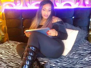 Blackambar  live sex cam