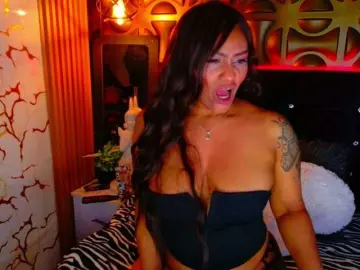 Blackambar  live sex cam