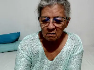 Candy-mature  live sex cam
