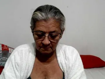 Candy-mature  live sex cam