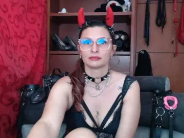 Sachaclinford  live sex cam