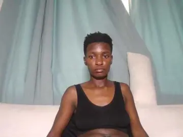Sexxyie  live sex cam