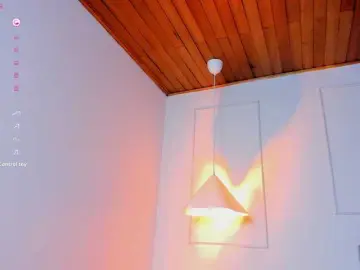 Arianne-ferrer  live sex cam