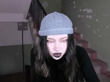 DragonFlya  live sex cam