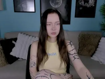 DragonFlya  live sex cam