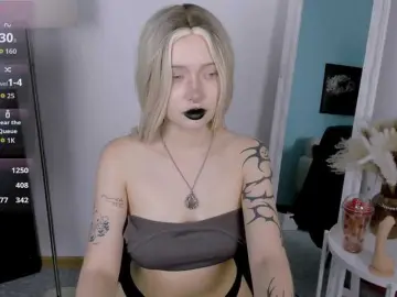 DragonFlya  live sex cam