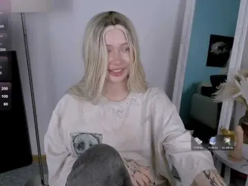 DragonFlya  live sex cam
