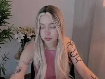 DragonFlya  live sex cam