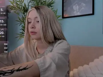 DragonFlya  live sex cam