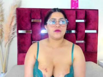 Hannamiller  live sex cam