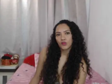 KarlieK  live sex cam