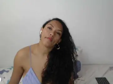 KarlieK  live sex cam