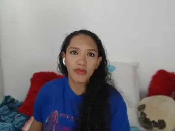 KarlieK  live sex cam