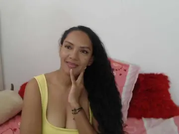 KarlieK  live sex cam