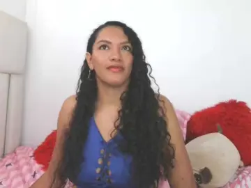 KarlieK  live sex cam