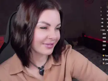 LiluDallass  live sex cam